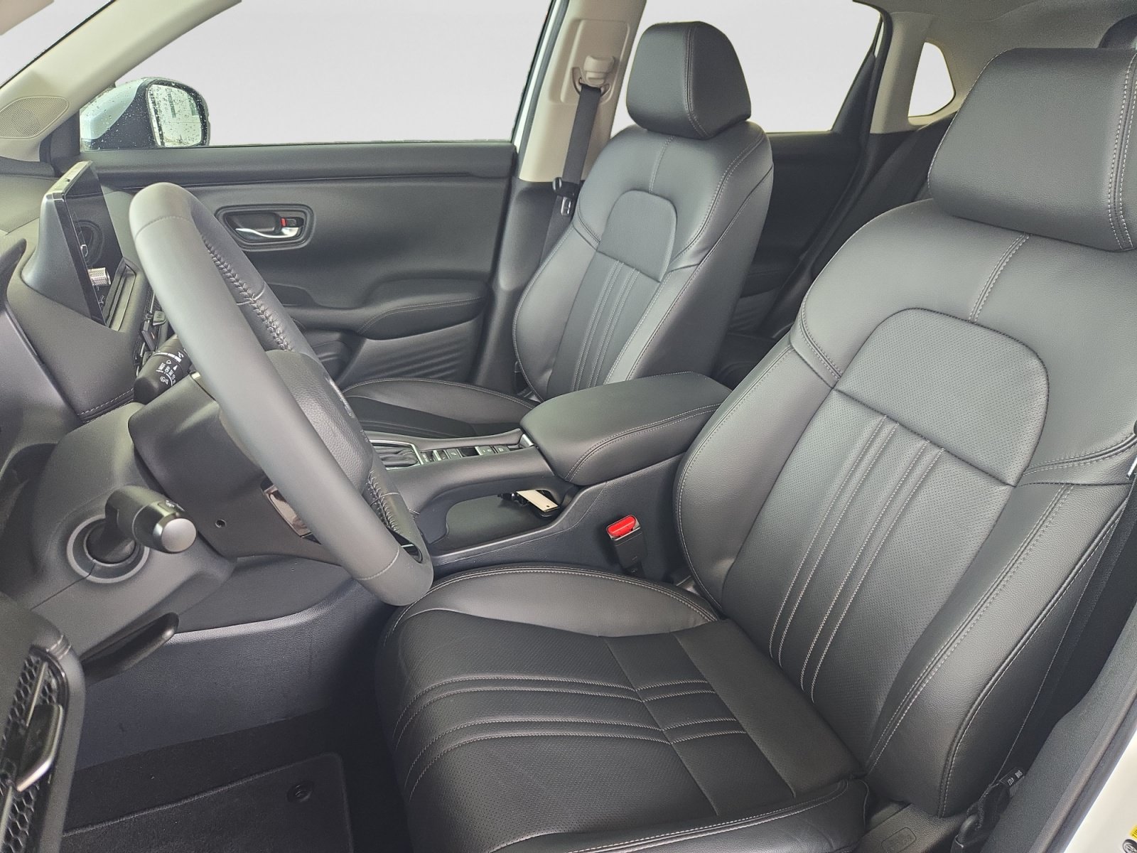 Used 2025 Honda HR-V EX-L image 10