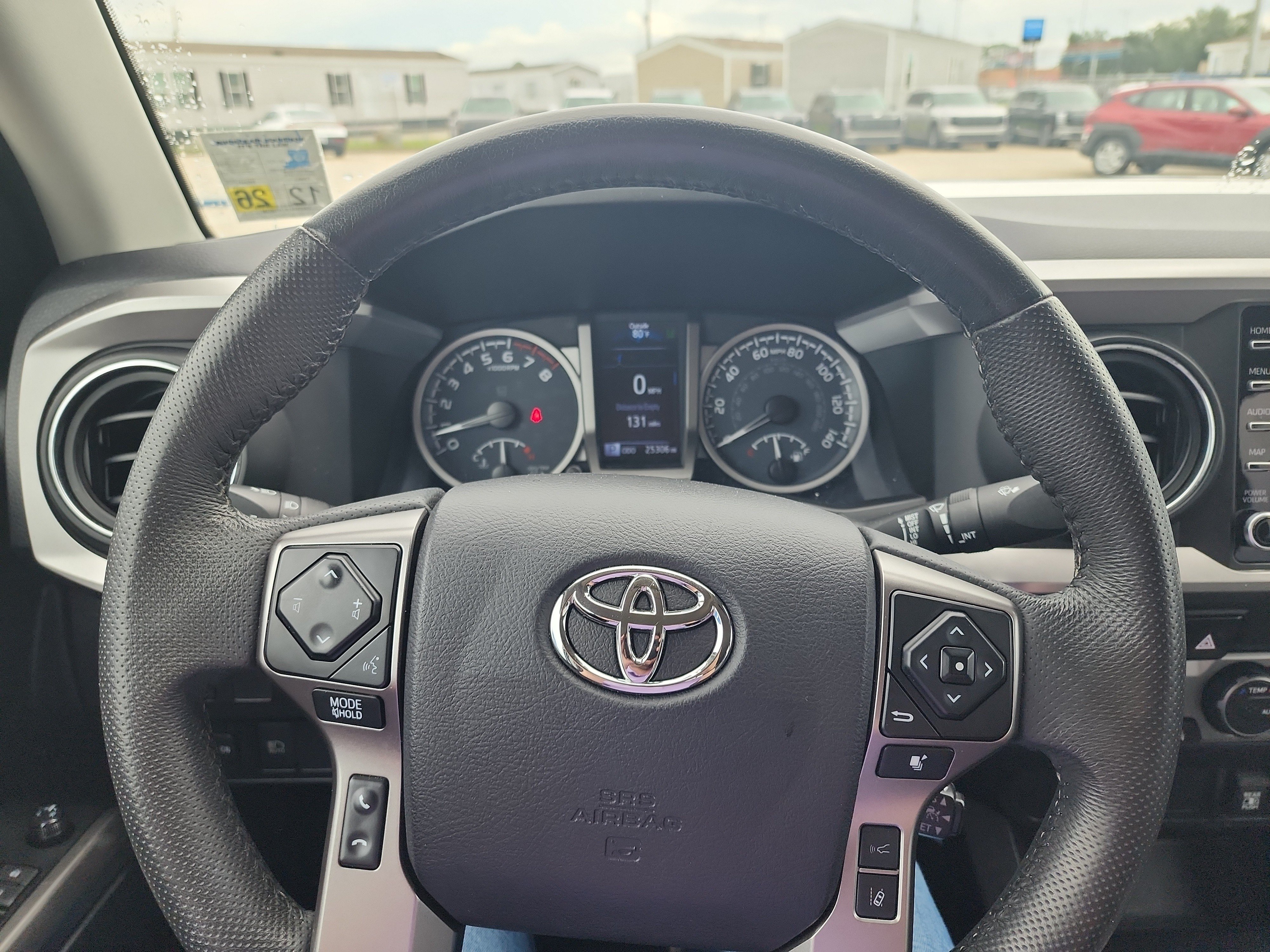 Used 2022 Toyota Tacoma SR5 RWD image 23