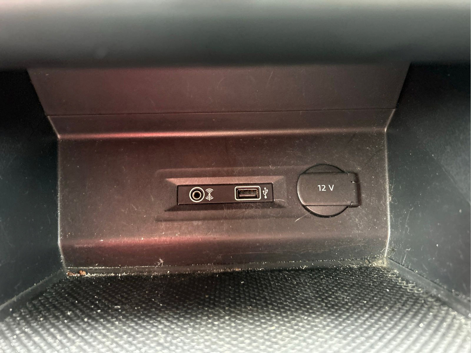 Used 2019 Volkswagen Atlas SE w/ Towing Package FWD image 31