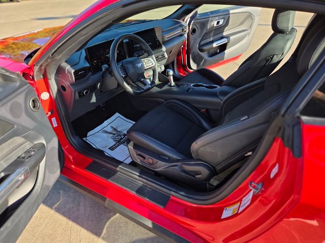 Used 2024 Ford Mustang Coupe image 22