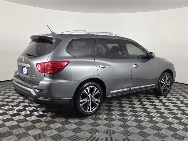 Used 2018 Nissan Pathfinder Platinum AWD/4WD image 3