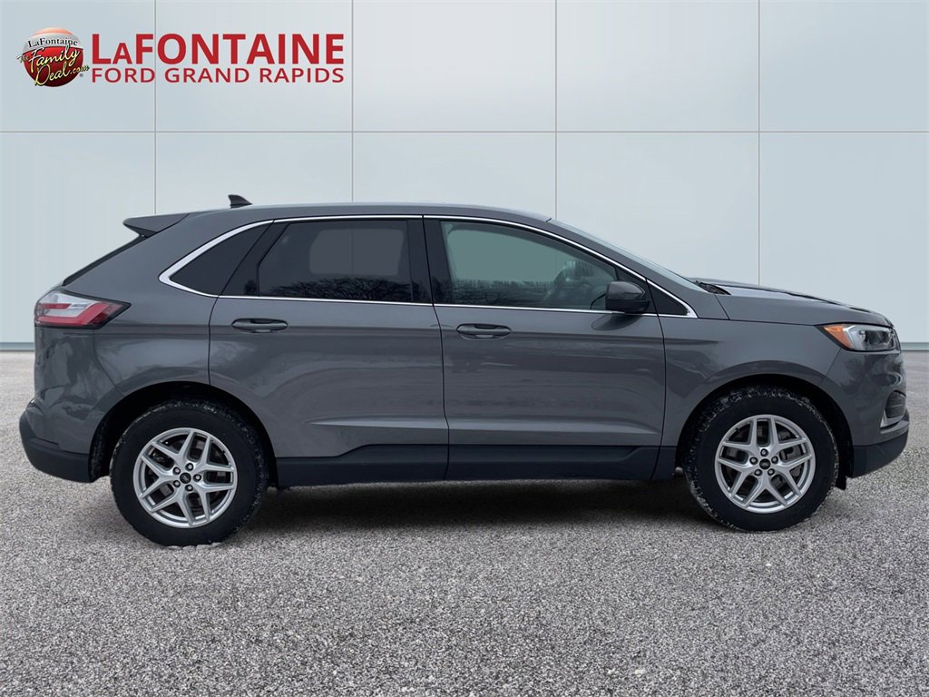 Used 2023 Ford Edge SEL w/ Convenience Package image 8