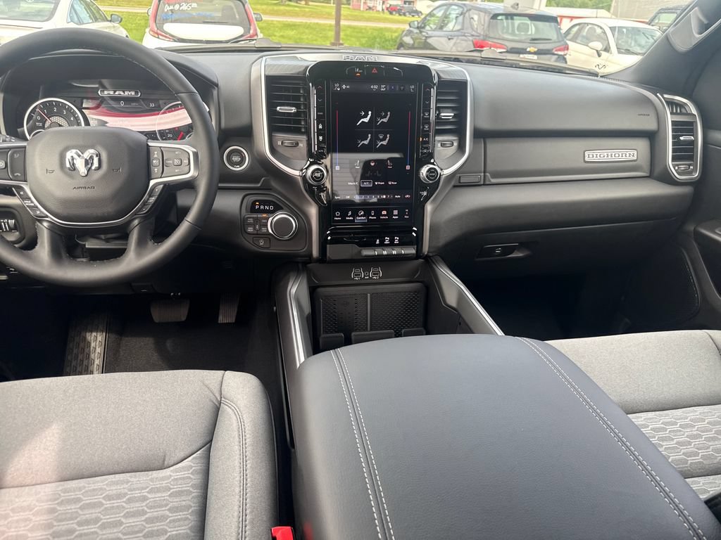New 2026 RAM 1500 Big Horn AWD/4WD image 33