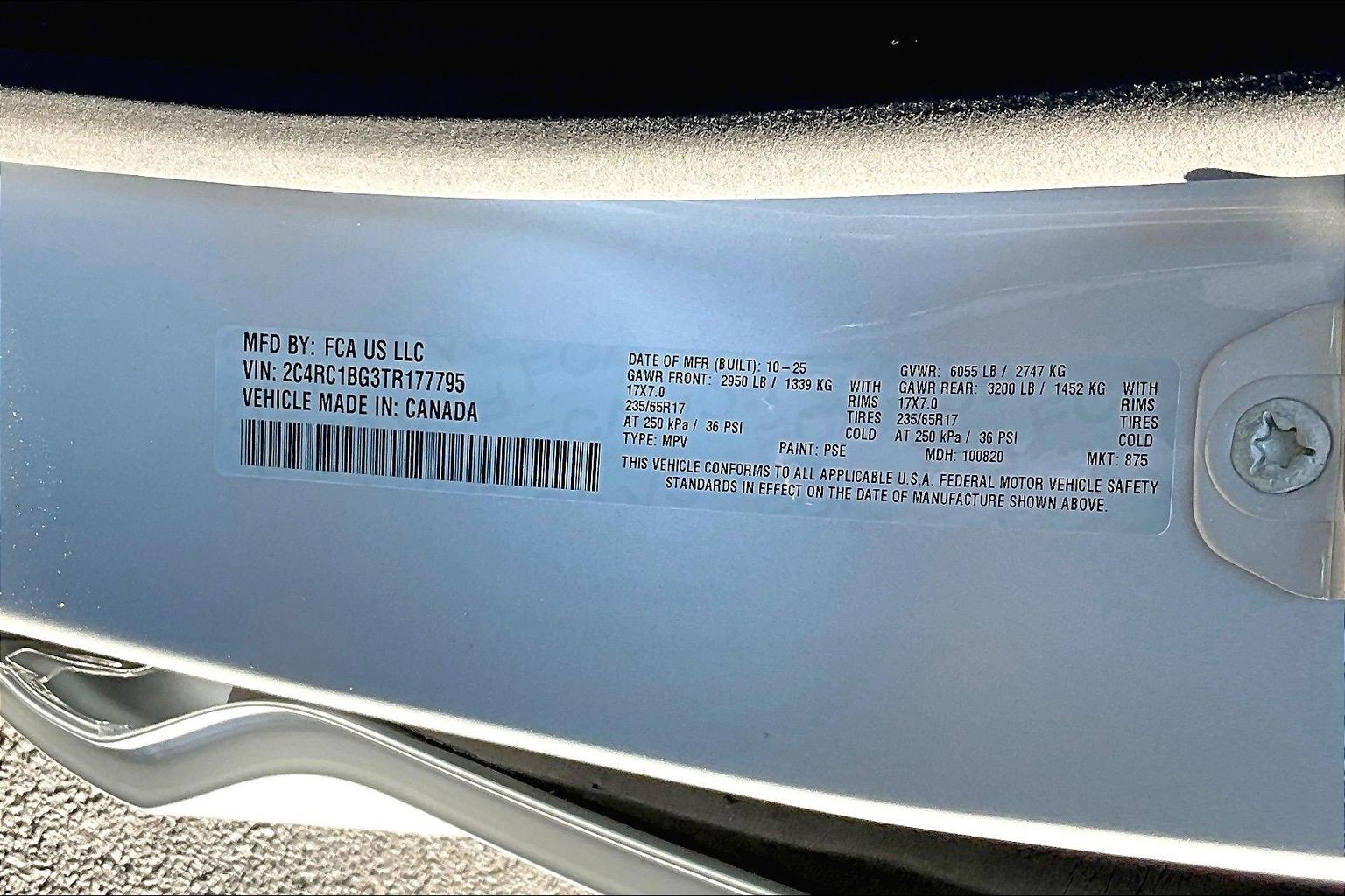 New 2026 Chrysler Pacifica Select image 8