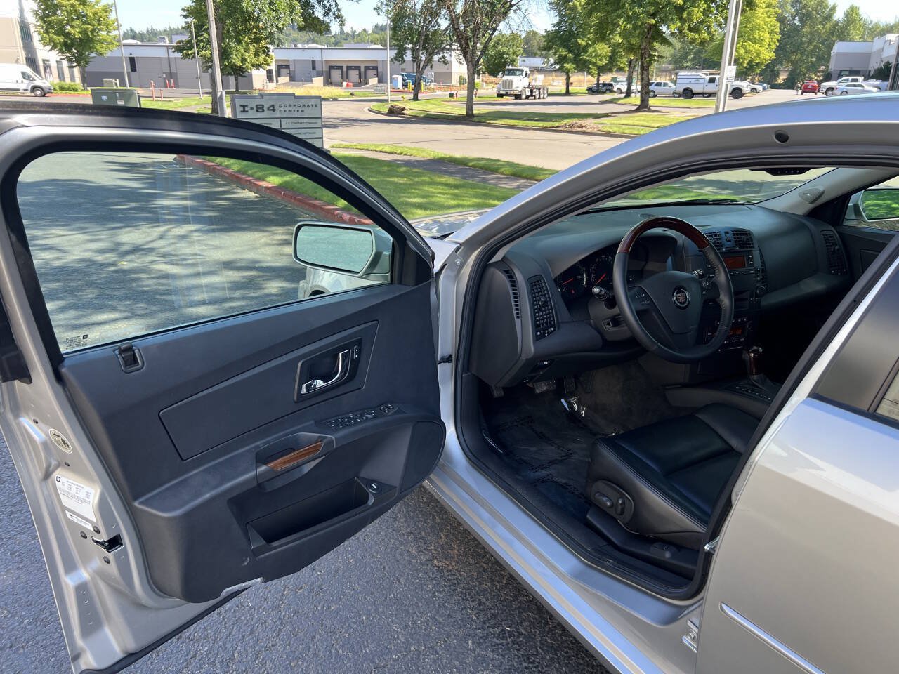 Used 2004 Cadillac CTS 3.6 w/ Preferred Equipment Group RWD image 7