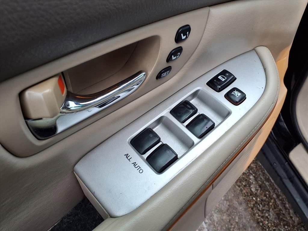 Used 2004 Lexus RX 330 image 15