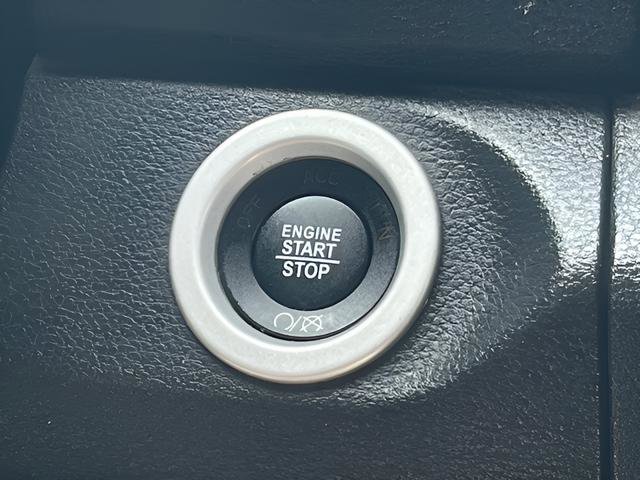 Used 2017 RAM 1500 Laramie w/ Convenience Group image 22