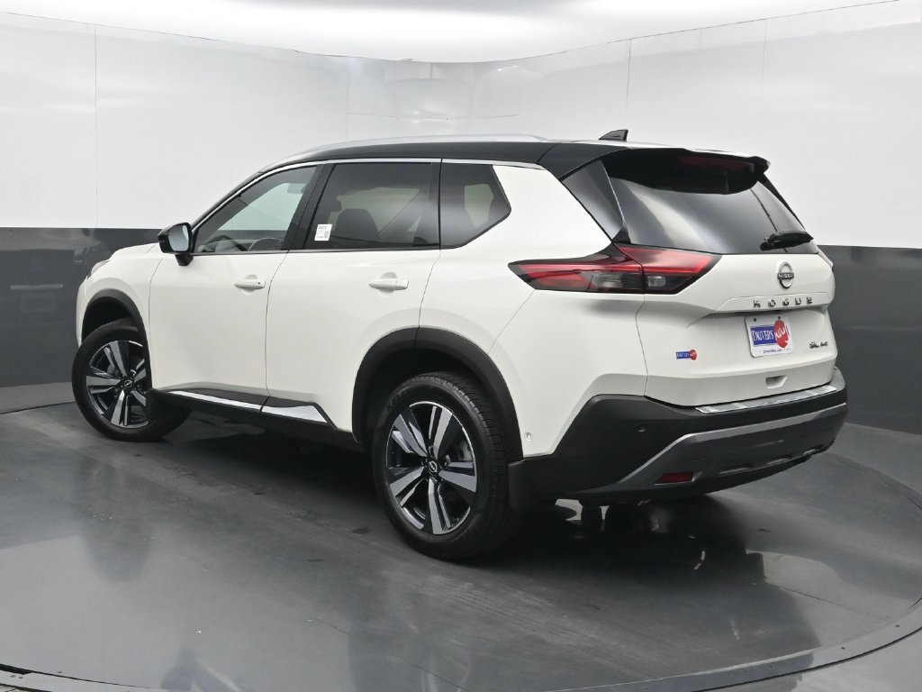 Used 2023 Nissan Rogue SL w/ SL Premium Package AWD/4WD image 23