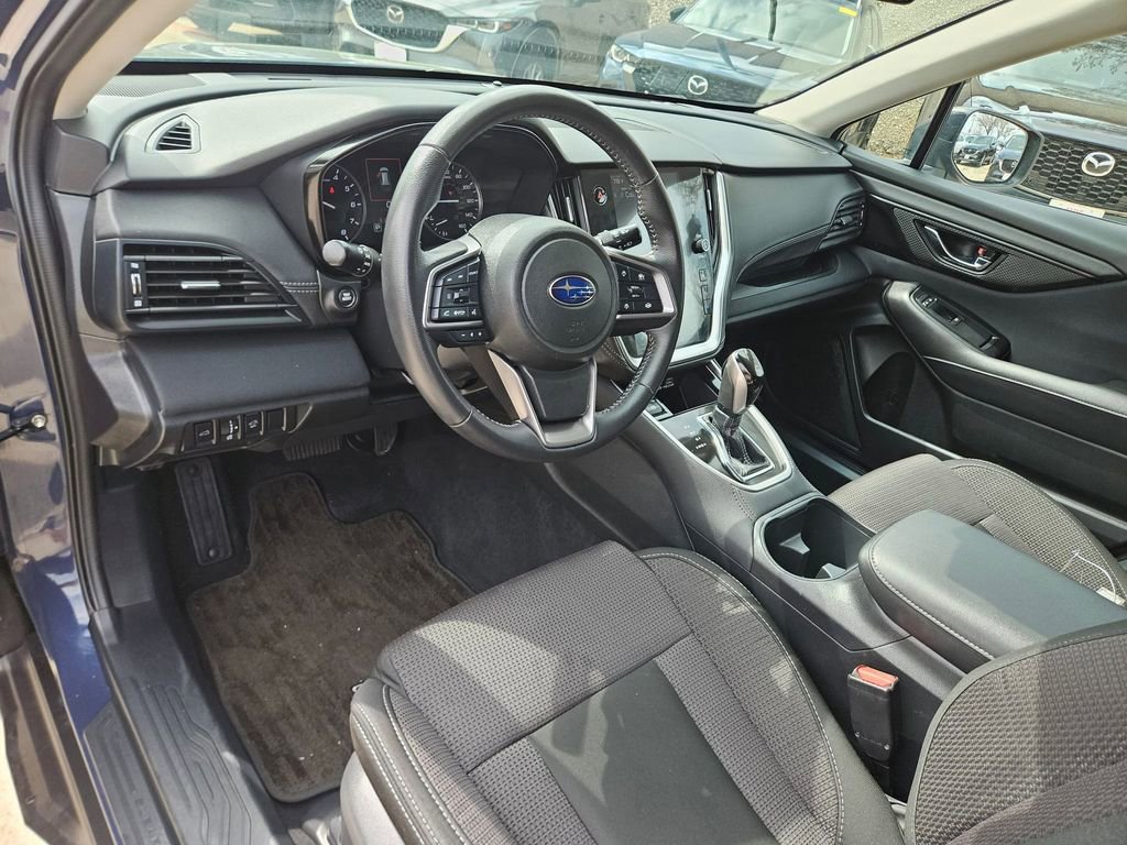 Used 2025 Subaru Outback Premium image 13
