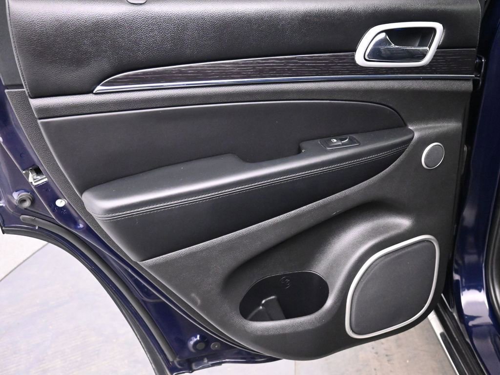 Used 2018 Jeep Grand Cherokee Summit image 13