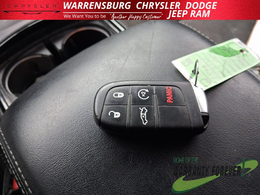 Used 2022 Dodge Charger SXT w/ Blacktop Package AWD/4WD image 27