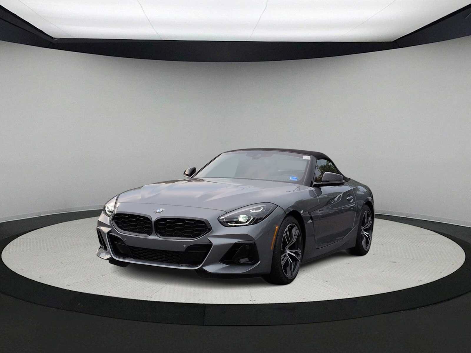 New 2026 BMW Z4 M40i w/ Premium Package RWD image 4