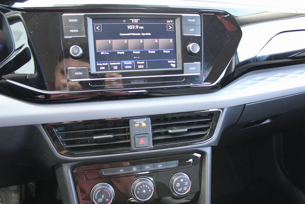 Certified 2024 Volkswagen Taos S image 14