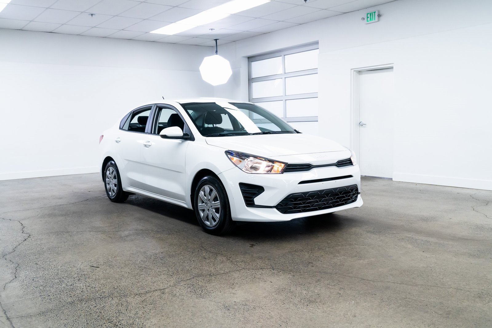 Used 2023 Kia Rio S image 24