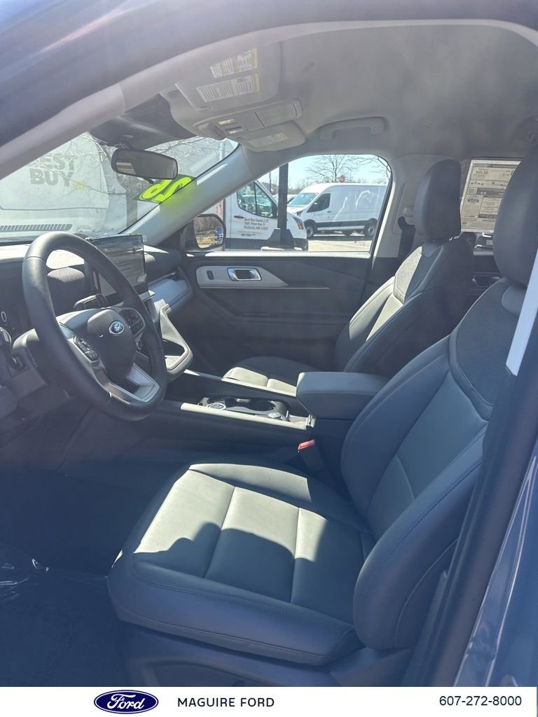 New 2026 Ford Explorer Active w/ Active Comfort Package image 13