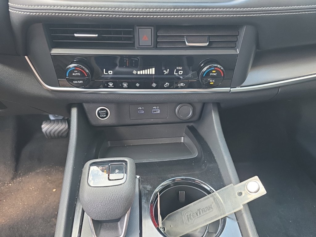 Certified 2023 Nissan Rogue SV AWD/4WD image 19