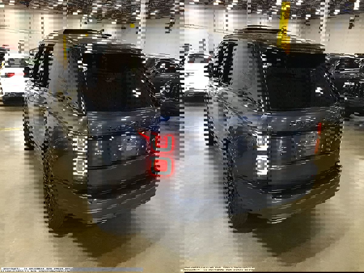 Used 2021 Land Rover Range Rover P525 Westminster Edition image 4