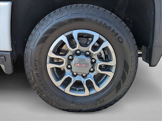 Used 2022 GMC Sierra 2500 AT4 image 9