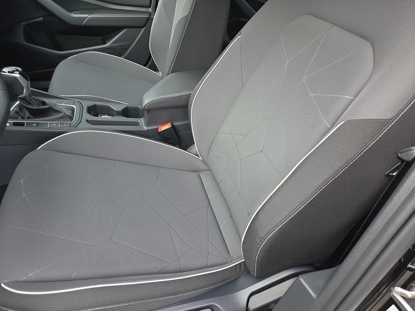 New 2027 Volkswagen Jetta Sport FWD image 17
