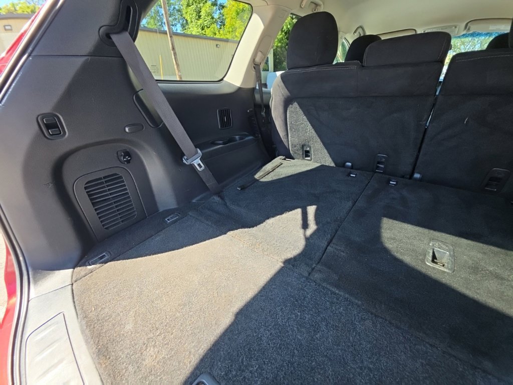 Used 2015 Nissan Pathfinder S FWD image 27