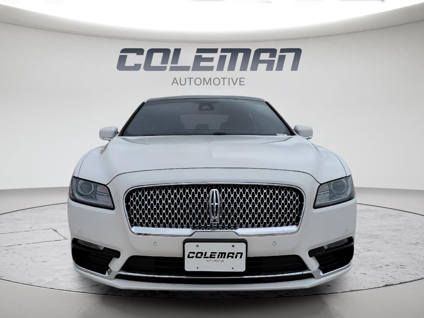 Used 2018 Lincoln Continental Reserve image 8