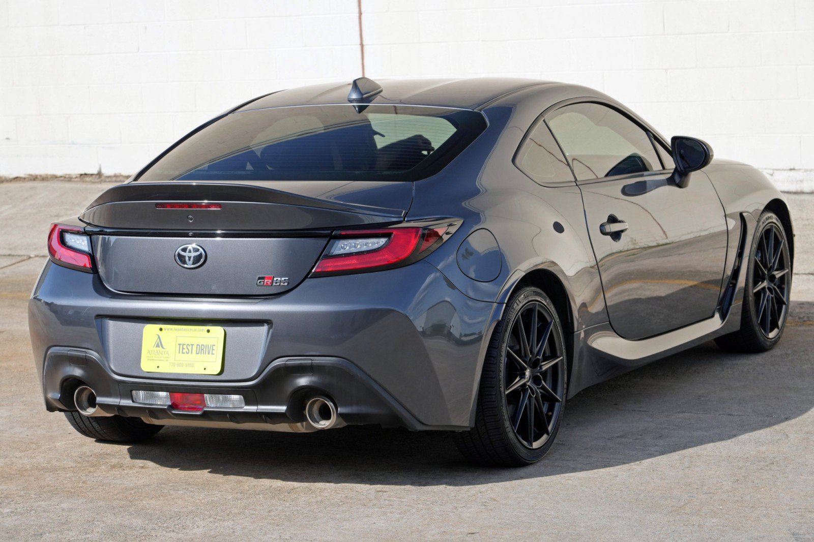 Used 2022 Toyota GR86 Premium w/ ALL Weather Mat Package (TMS) RWD image 40