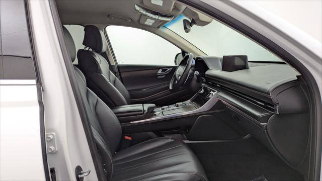 Used 2024 Genesis GV80 2.5T AWD/4WD image 21