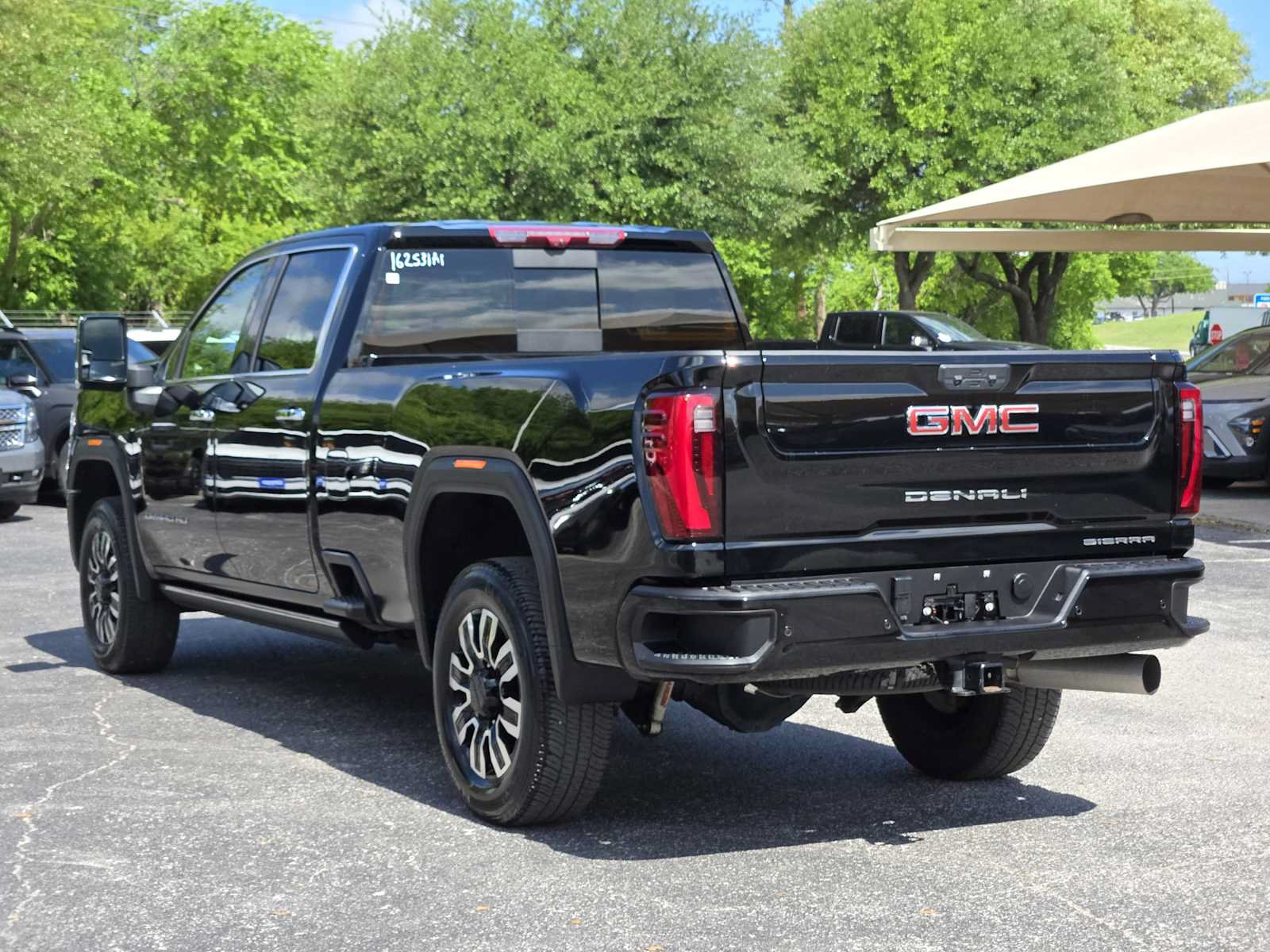 Certified 2025 GMC Sierra 3500 Denali w/ Denali Reserve Package AWD/4WD image 6