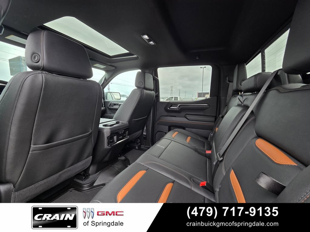 Used 2024 GMC Sierra 1500 AT4 w/ Technology Package AWD/4WD image 28