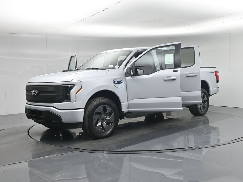 New 2025 Ford F150 Lightning Flash AWD/4WD image 30