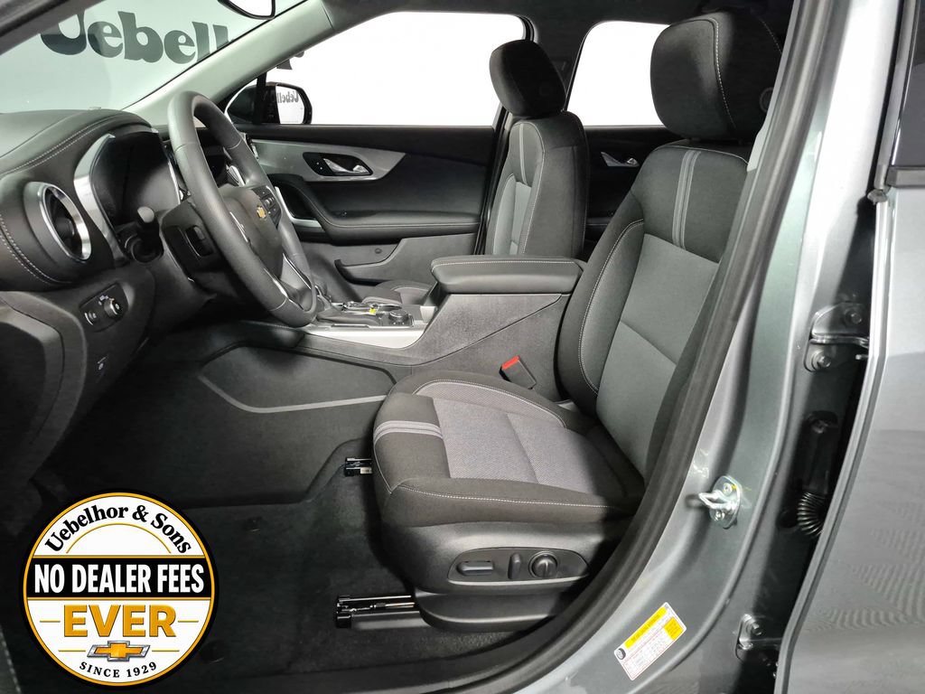 New 2026 Chevrolet Blazer LT w/ Convenience Package FWD image 9