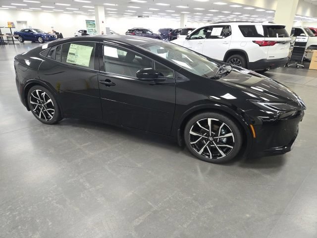 New 2027 Toyota Prius Plug-In Hybrid FWD image 6