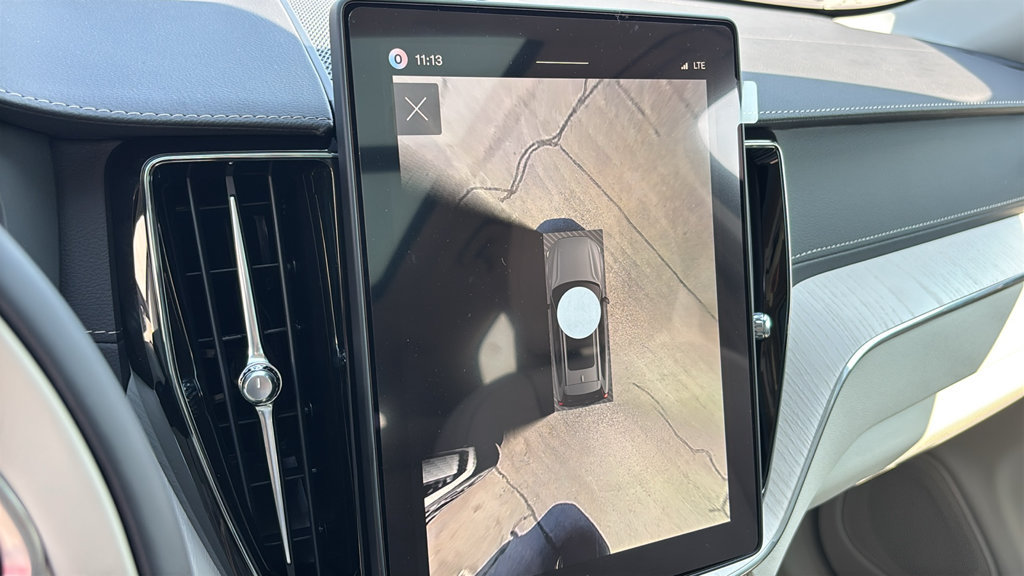 New 2027 Volvo XC60 B5 Ultra AWD/4WD image 18