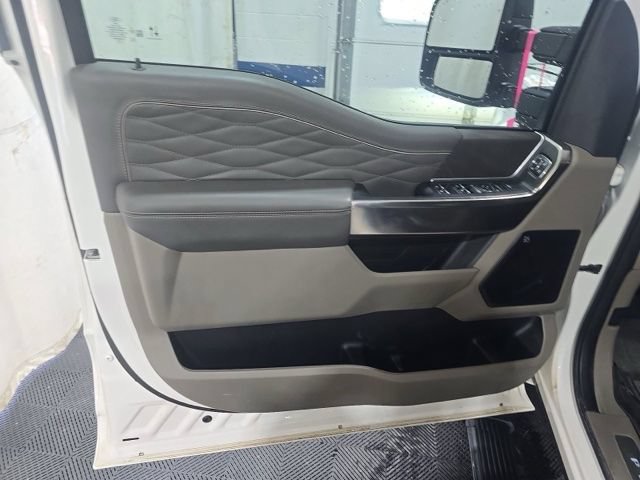 Used 2025 Ford F450 Platinum w/ Platinum Plus Package AWD/4WD image 14