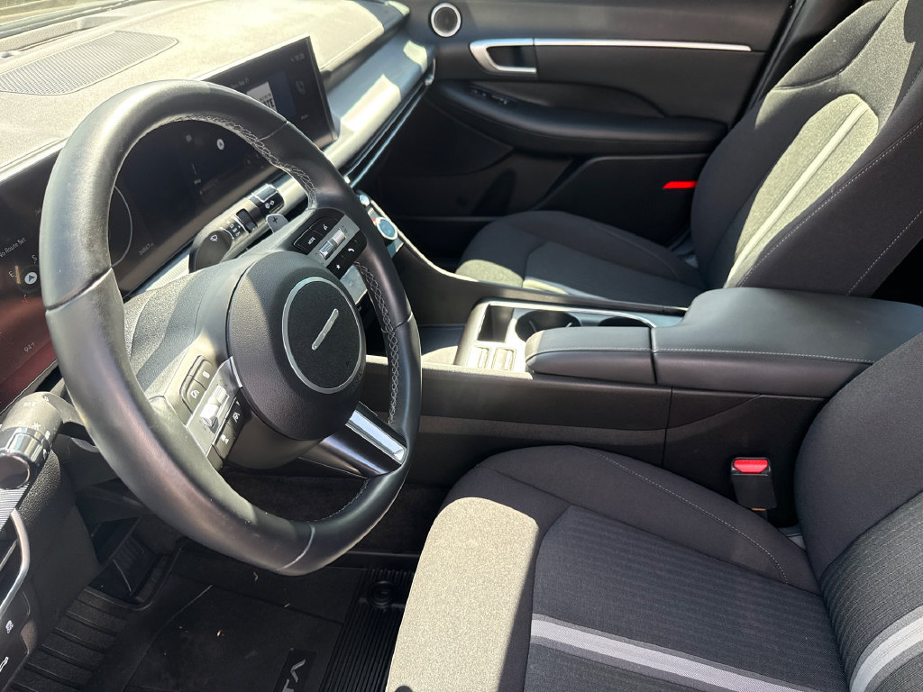 Used 2024 Hyundai Sonata SEL w/ Convenience Package FWD image 18