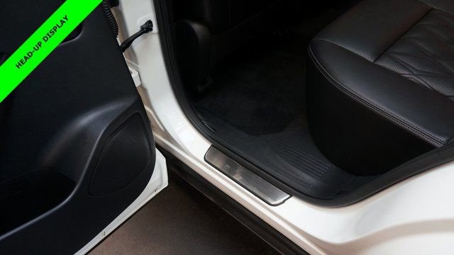 Certified 2022 Nissan Rogue Platinum w/ Head-Up Display Package image 41