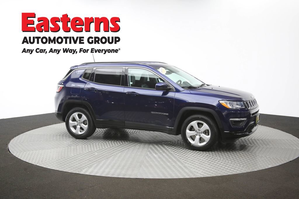 Used 2019 Jeep Compass Latitude FWD image 46