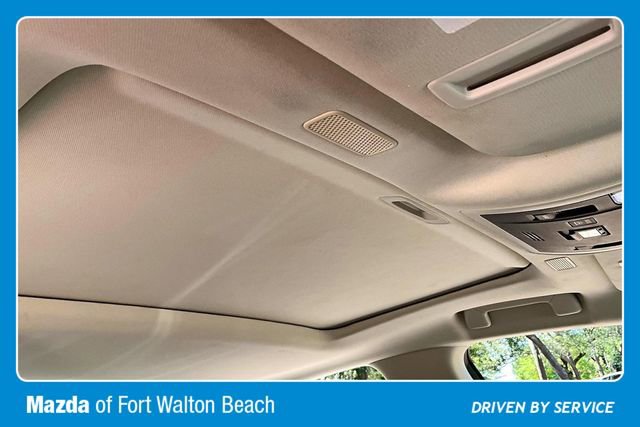 Used 2021 Lexus ES 300h w/ Premium Package FWD image 27