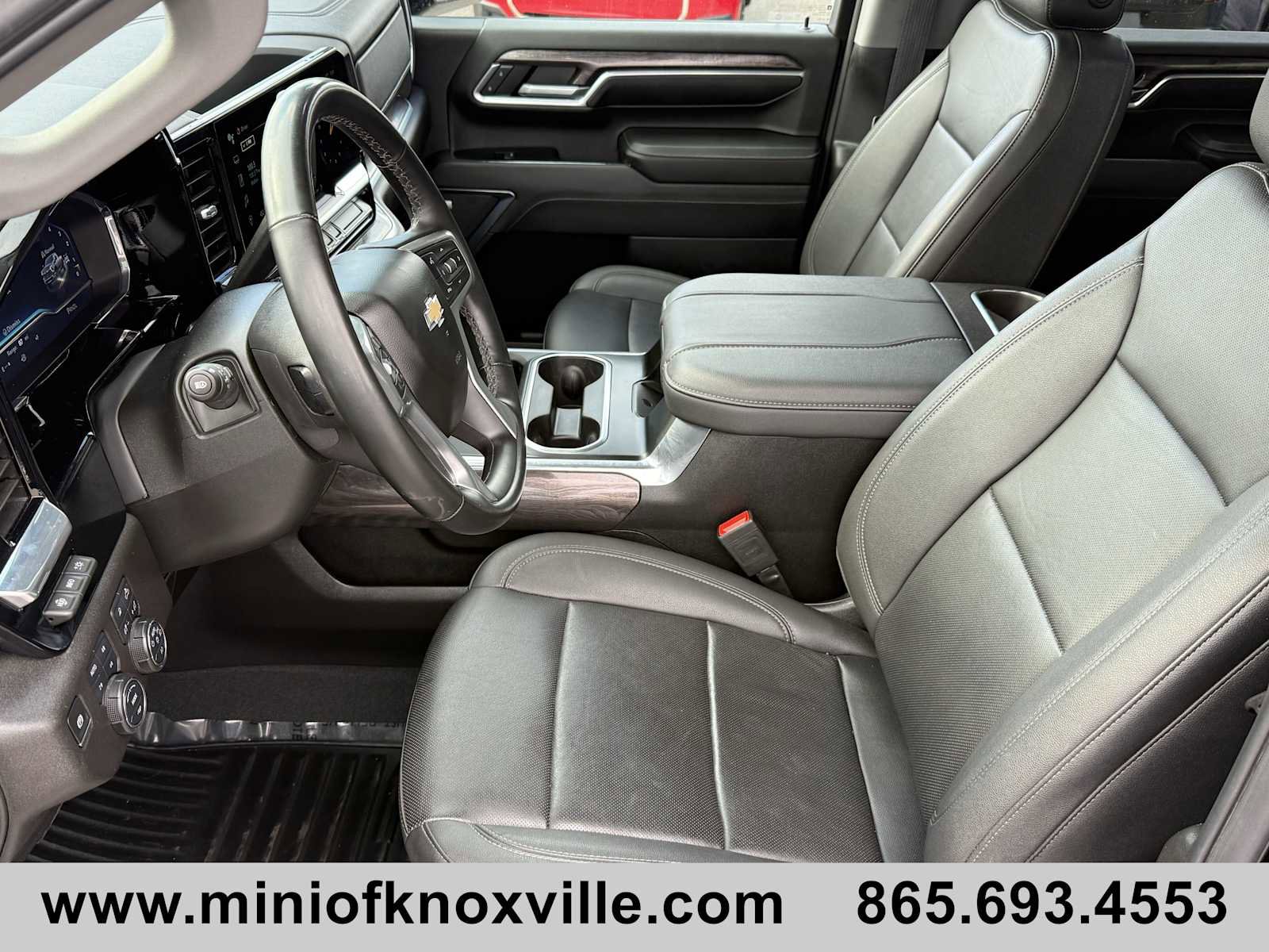 Used 2024 Chevrolet Silverado 3500 LTZ w/ LTZ Premium Package image 10