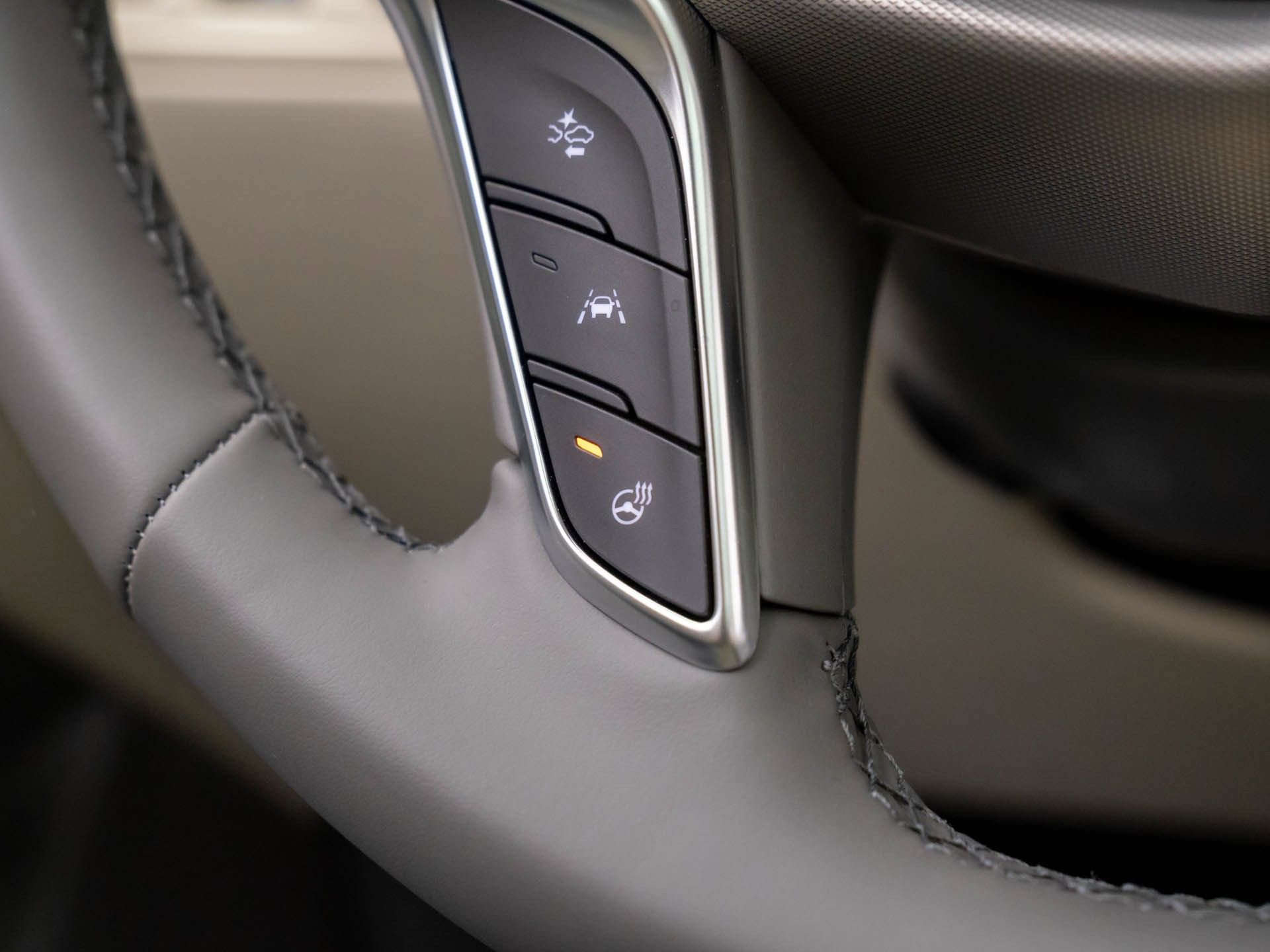 New 2026 Cadillac XT5 Premium Luxury w/ LPO, Floor Liner Package image 22