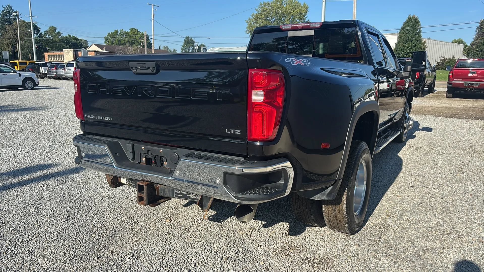 Used 2022 Chevrolet Silverado 3500 LTZ w/ LTZ Convenience Package AWD/4WD image 8