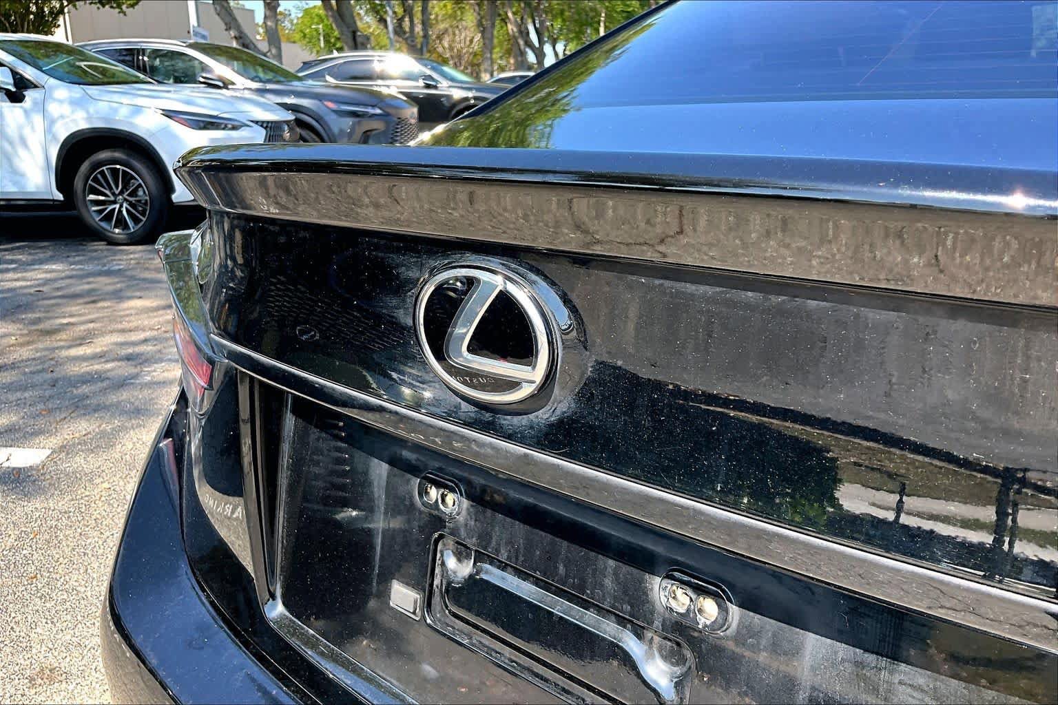 Used 2021 Lexus RC 350 w/ Premium Package image 31