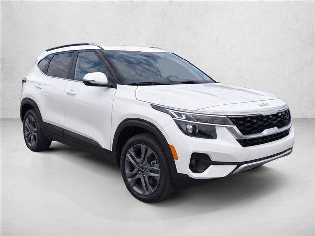 Used 2023 Kia Seltos S FWD image 3