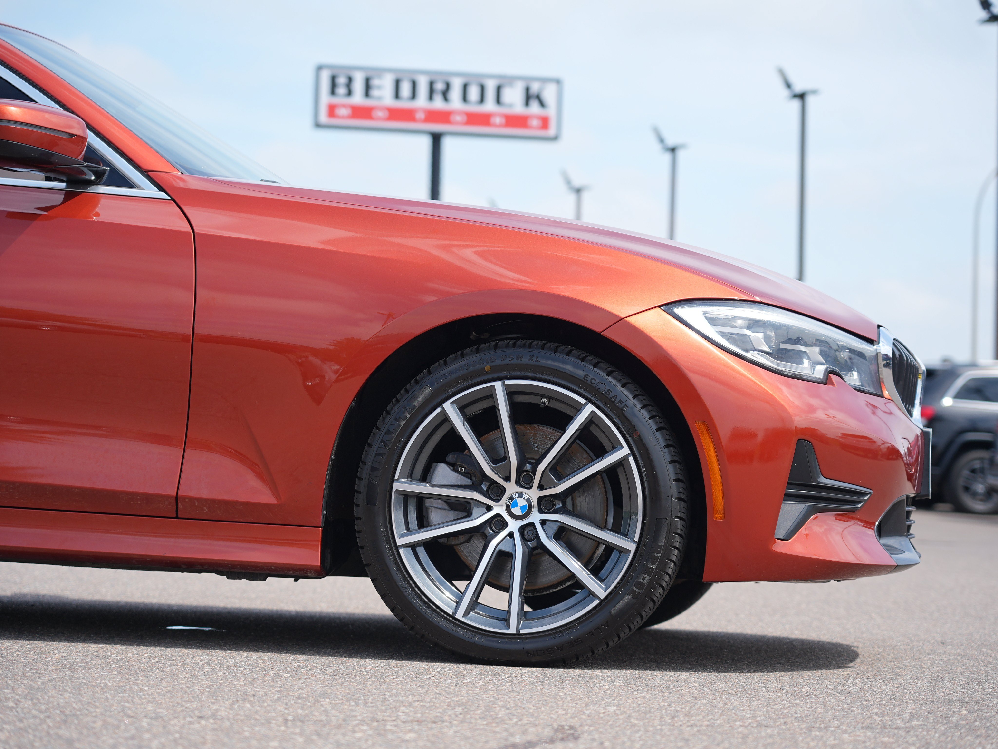 Used 2021 BMW 330i Sedan RWD image 11