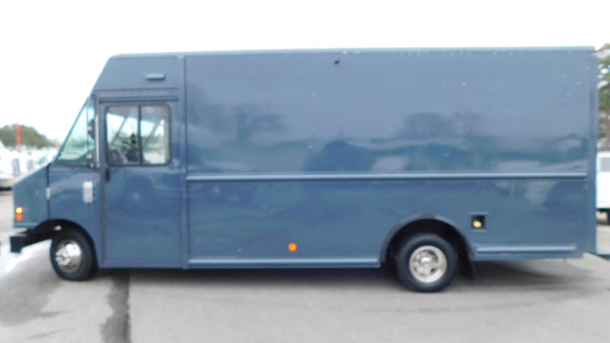 Used 2019 Ford E-450 and Econoline 450 Super Duty image 5