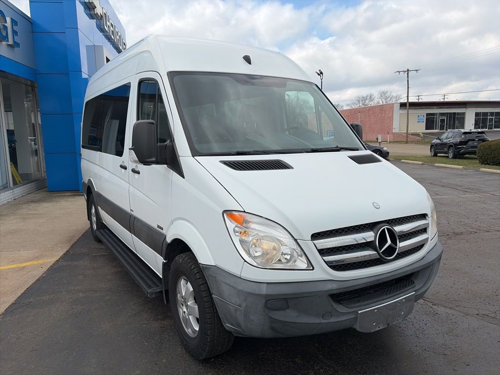 Used 2011 Mercedes-Benz Sprinter 2500 image 4