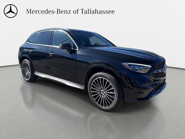 Used 2025 Mercedes-Benz GLC 350e 4MATIC image 2