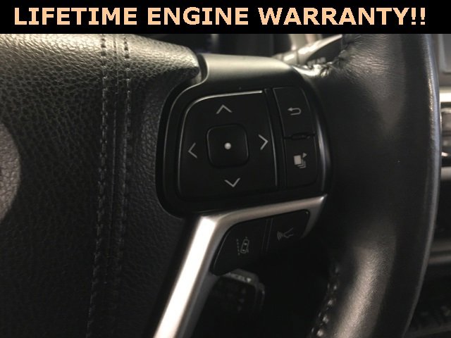 Used 2018 Toyota Highlander XLE image 17