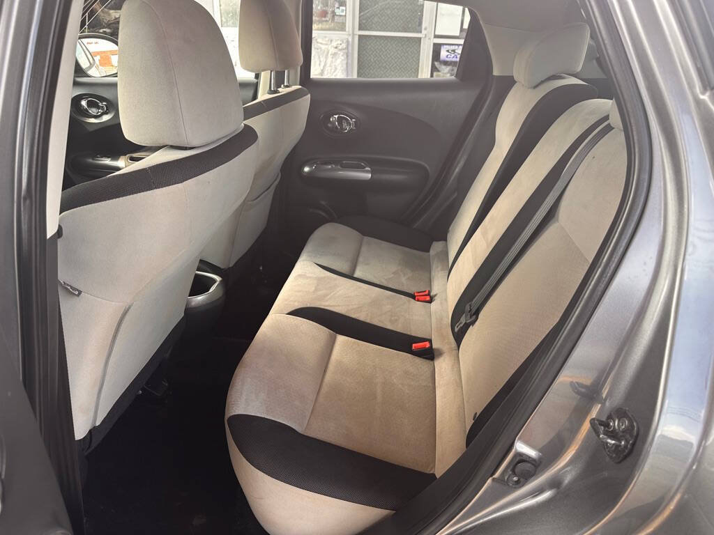 Used 2014 Nissan Juke SV w/ Navigation Package AWD/4WD image 15