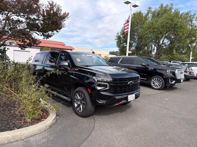 Used 2024 Chevrolet Suburban Z71 w/ Luxury Package